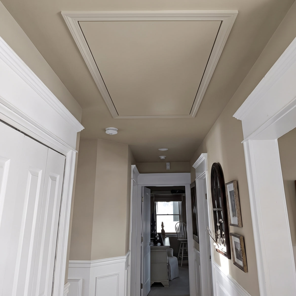eLAIR One-Touch Electric Attic Stairway